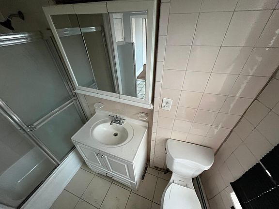5th image of 1697 John F Kennedy Blvd #2IE