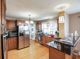 22 Estrella St #2B, Jamaica Plain, MA 02130