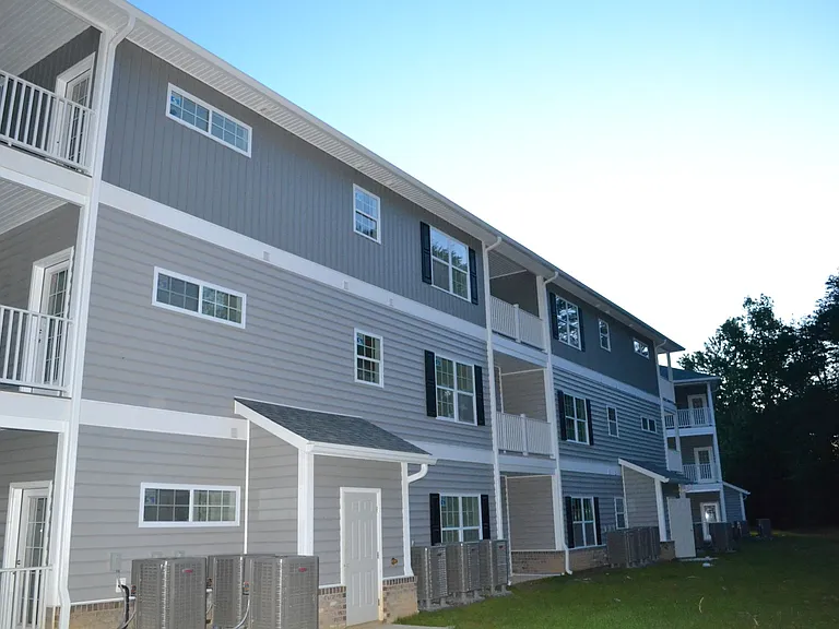 156 Lambert Dr — Photo 10
