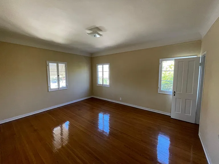 5456 Packard St — Photo 20