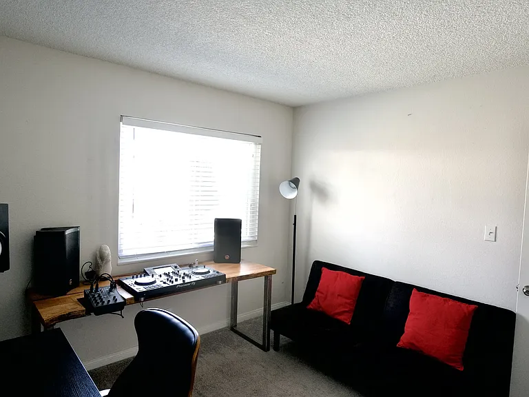7176 Hillcroft Way — Photo 21
