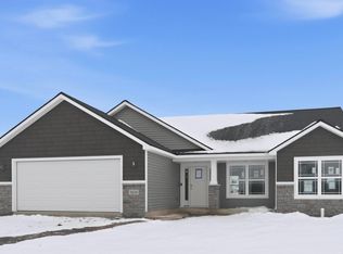 5038 Chickadee Dr, Woodburn, IN