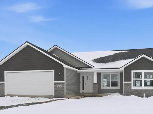 5038 Chickadee Dr, Woodburn, IN 46797