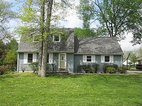 1st image of 555 Wood St