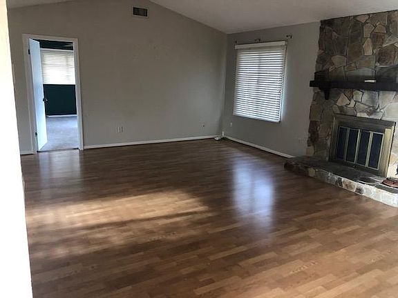 2nd image of 778 Mendoza Dr