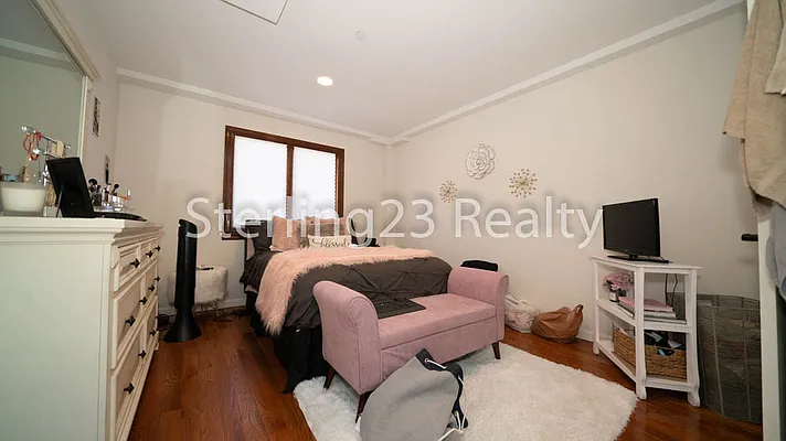 Rented by Sterling Realty Solution Inc | media 18