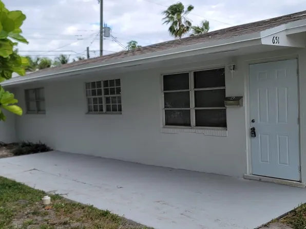 651 NE 46th Ct, Fort Lauderdale, FL 33334