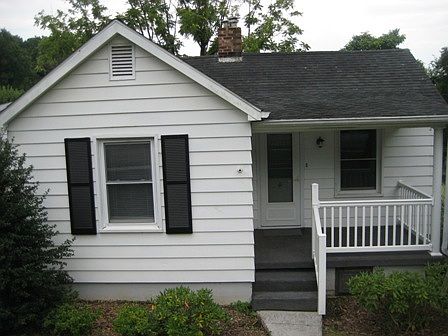 2nd image of 1700 Gardenspring Dr