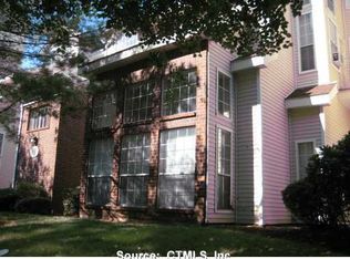 22 Carriage Crossing Ln, Middletown, CT 06457