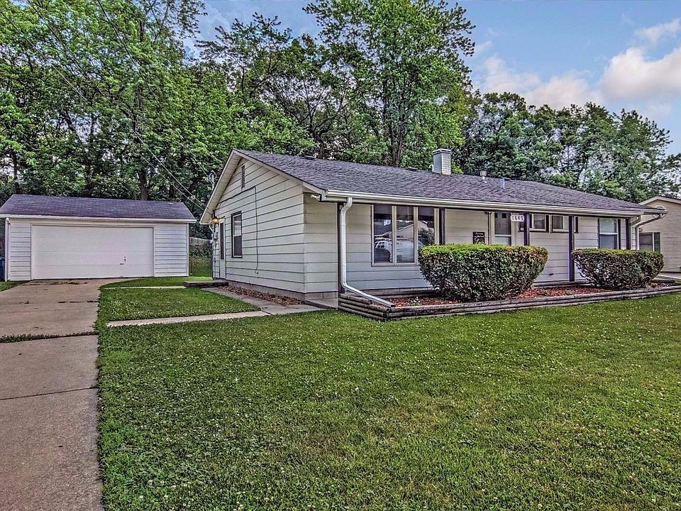 GREAT LOCATION ON THIS 3 BED 1.5 BATH 1120 SQUARE FOOT RANCH WITH OVERSIZED 2.5 CAR GARAGE!