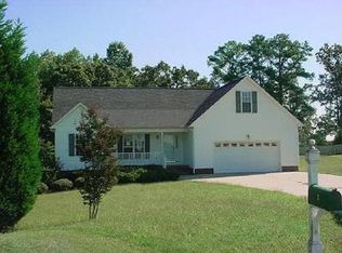 3 Turtle Point Dr, Fuquay Varina, NC 27526