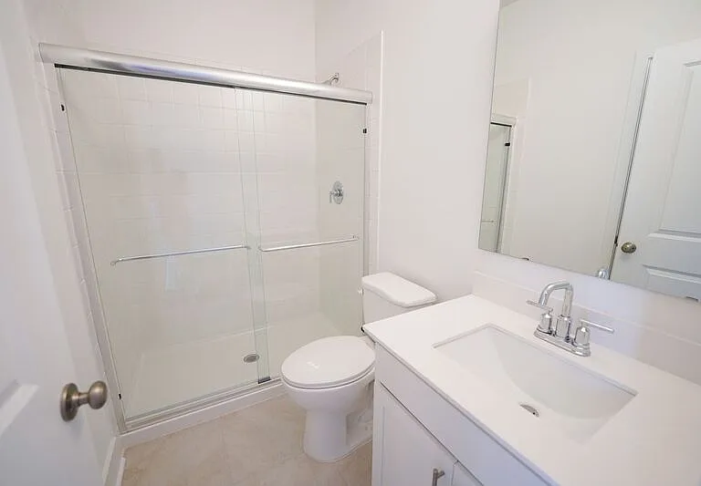128 Kingswood Cir — Photo 8