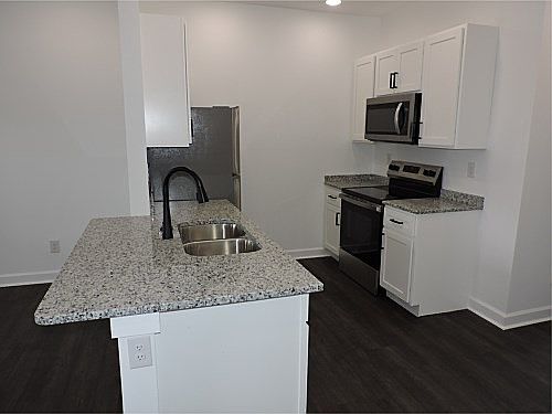 3rd image of 20 W French Ave #1B