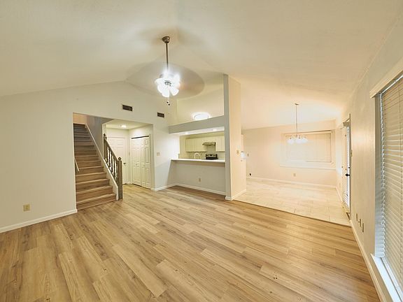 5th image of 3932 Capricorn Ct