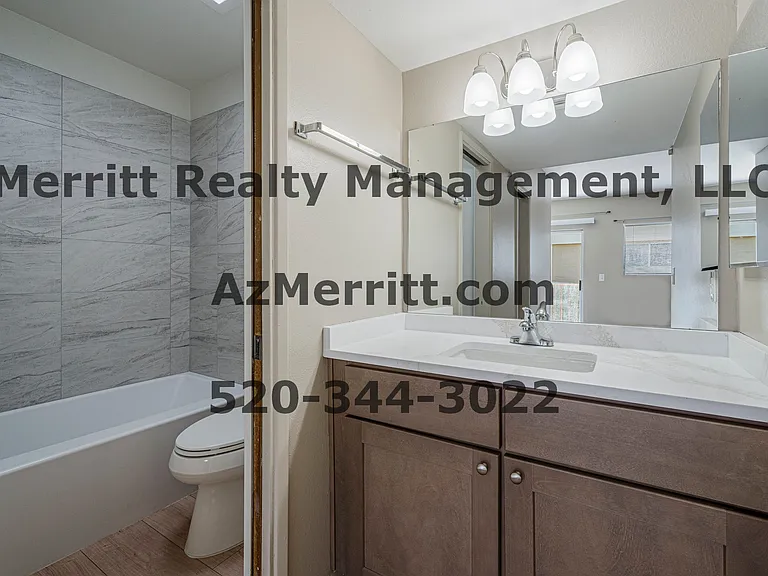1337 E Fort Lowell Rd — Photo 14