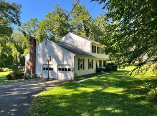 23 Taylor Rd, New Milford, CT 06776