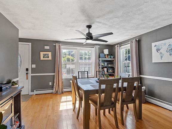 3rd image of 122 Westwood Drive