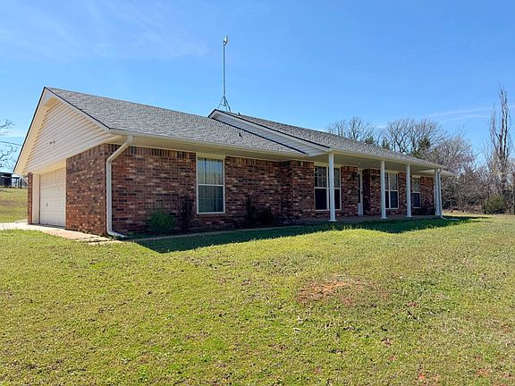 3rd image of 330917 E 940th Rd