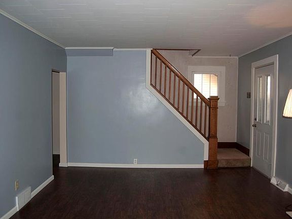 3rd image of 528 Orchard Ave