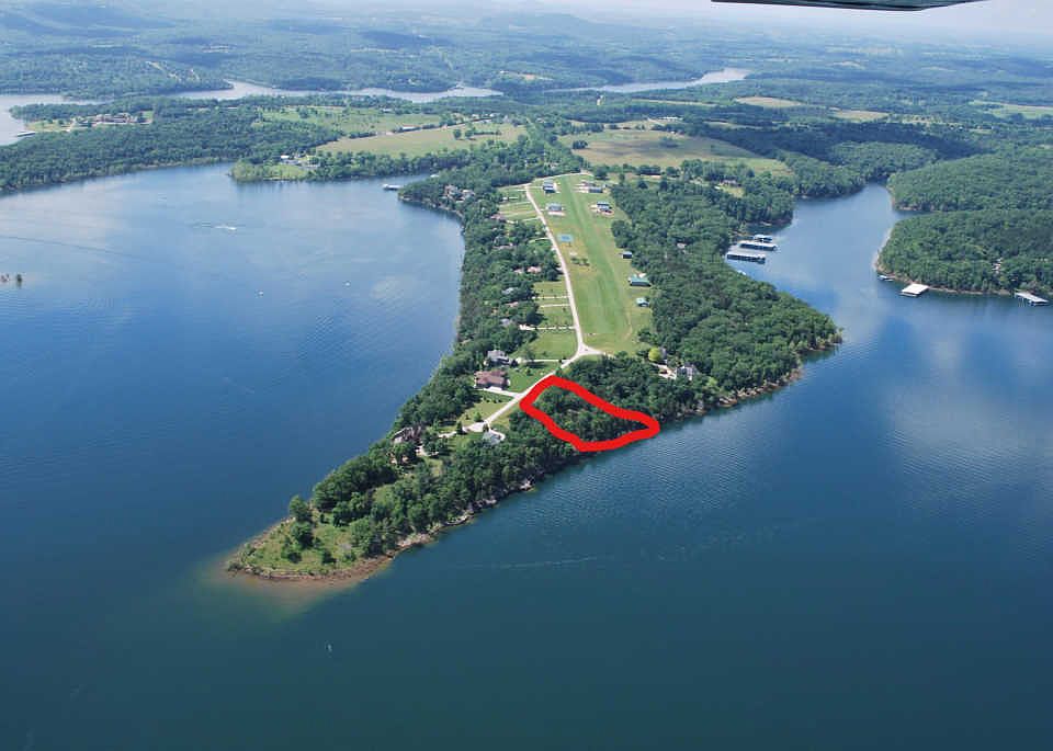 2nd image of 1101 Clearspring Rd
