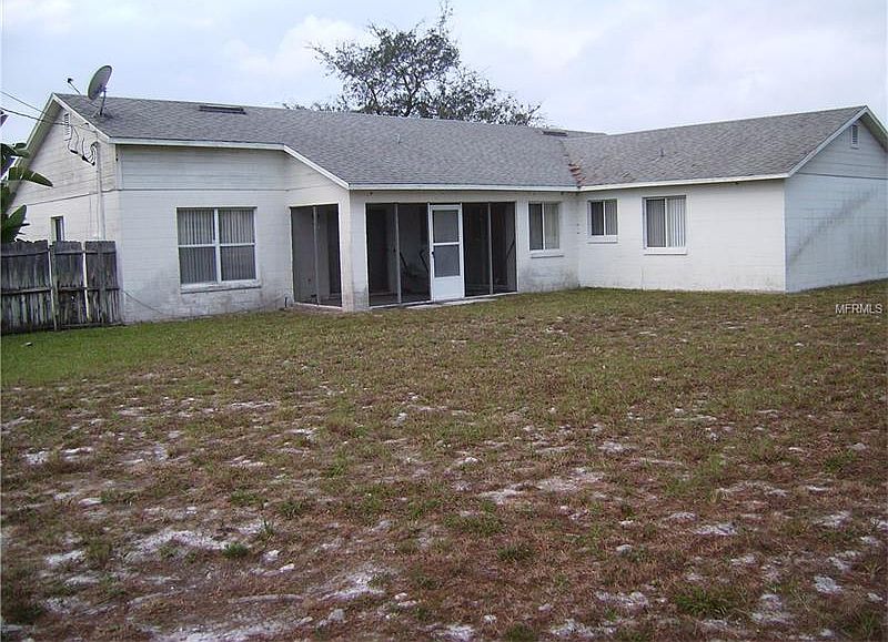 2nd image of 419 Abeno Ave