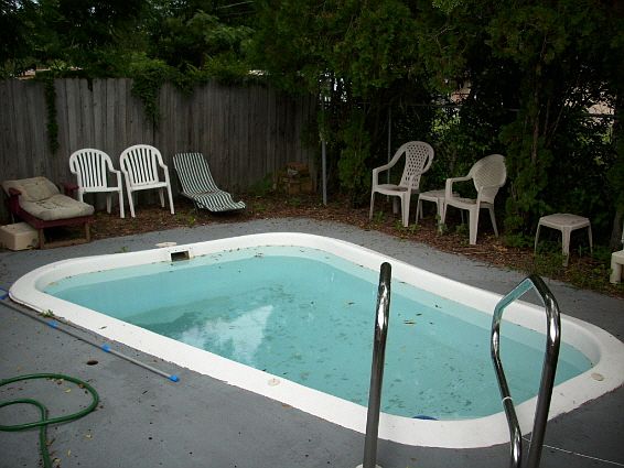 1st image of 1115 Narcissus Ln