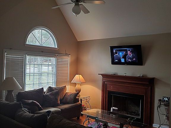 2nd image of 2112 Fairridge Ct