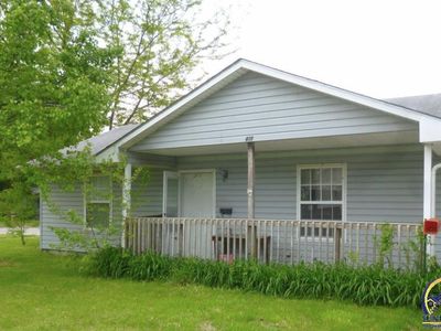 401 W 1st Ave, Emporia, KS, 66801