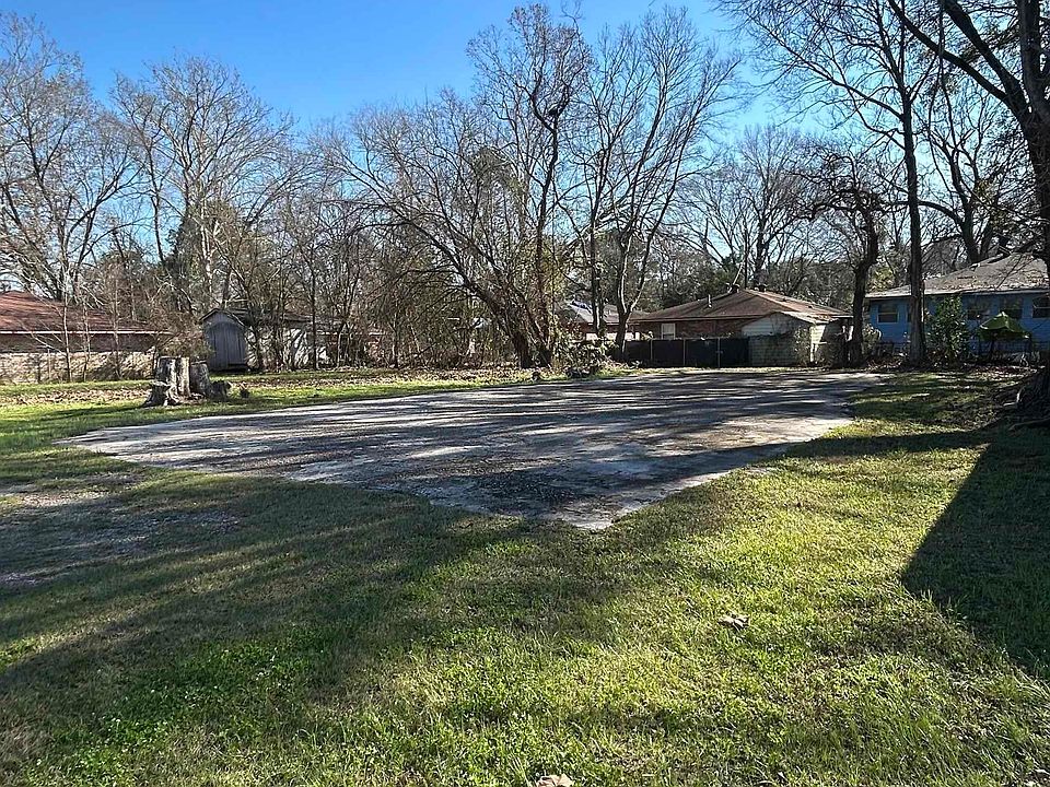 2nd image of 28-29 70th Ave