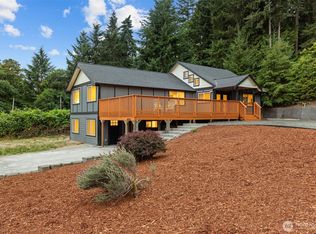 4668 W Sherman Heights Rd, Bremerton, WA 98312