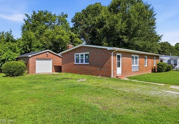 3rd image of 124 Allard Rd