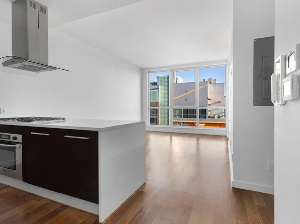 135 N 11th St APT 6F, Brooklyn, NY 11249