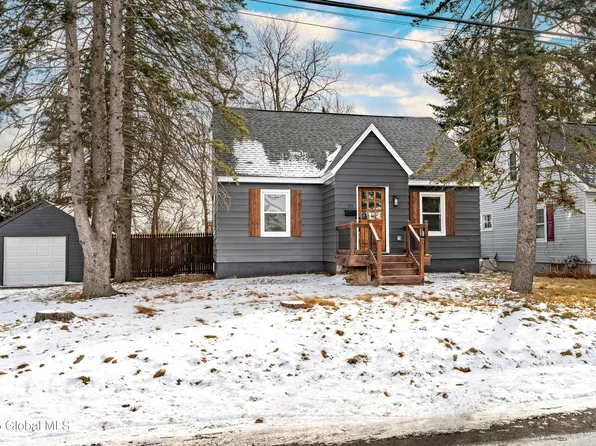 30 Fox Avenue, Schenectady, NY 12304