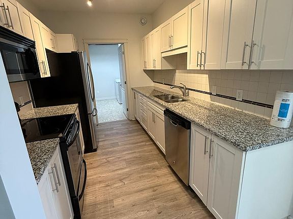 4th image of 190 Carson Dr