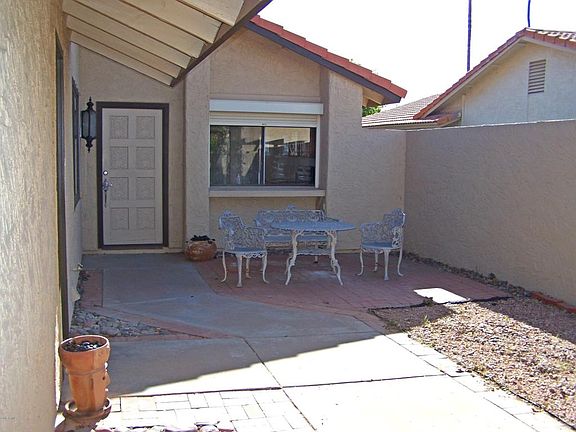 3rd image of 254 Leisure World