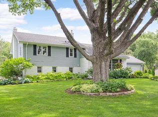 1426 Farmdale Rd, Mendota Heights, MN 55118