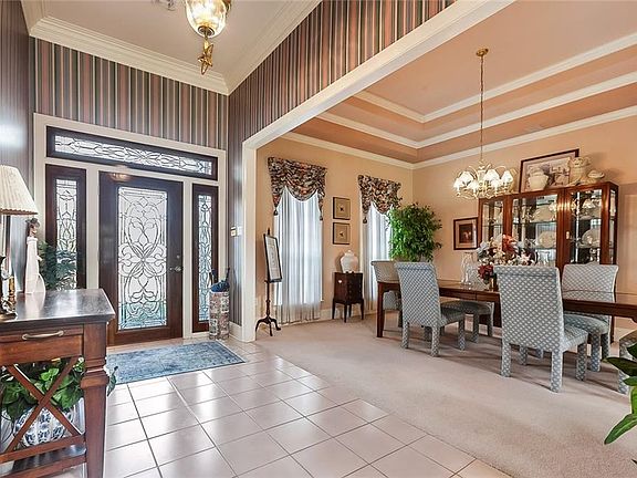 3rd image of 3632 Lake Aspen West Dr W
