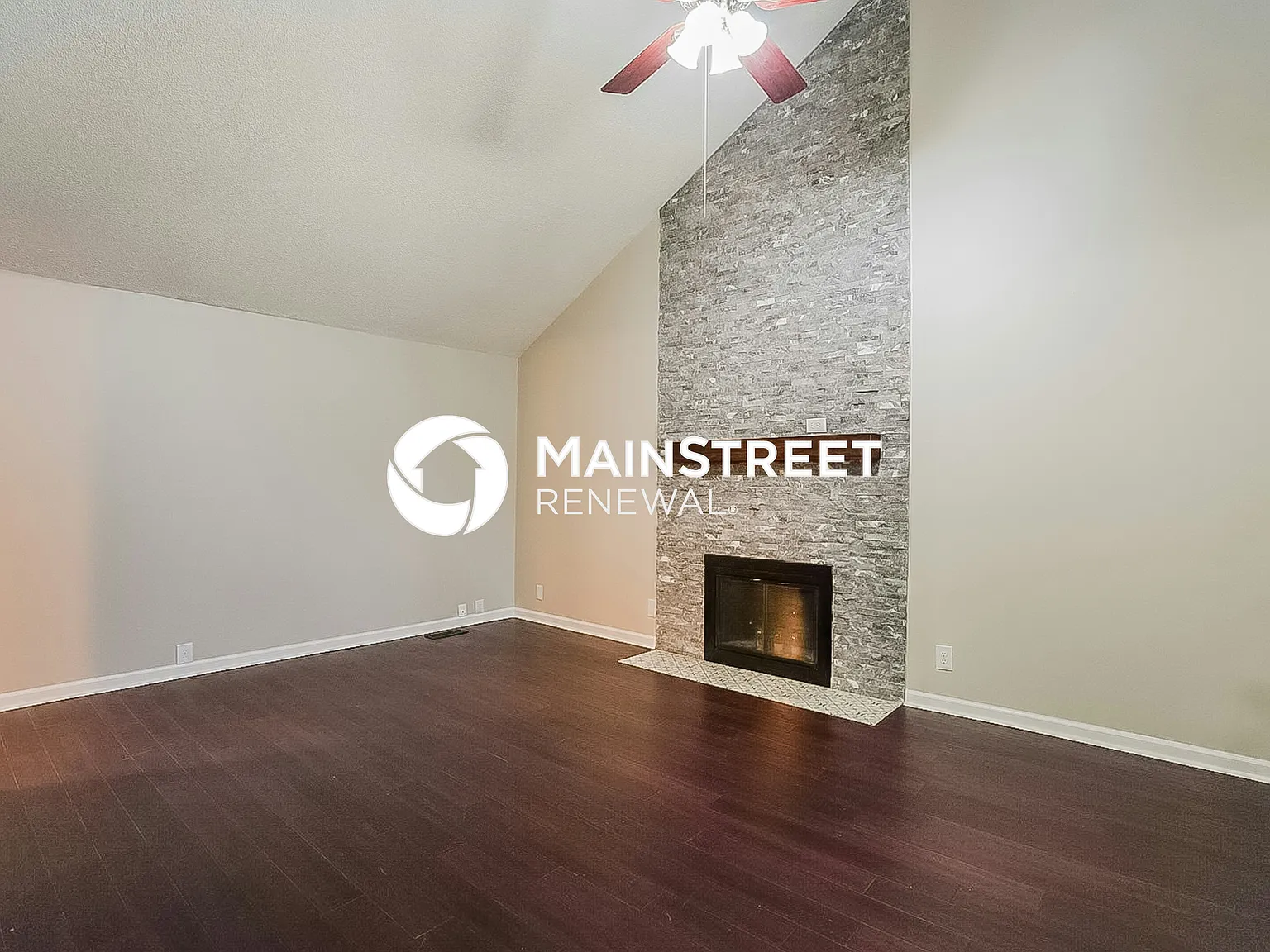 102 OAK CT — Photo 3