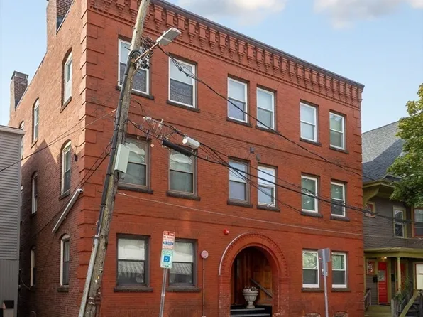 6 Porter Rd APT 1L, Cambridge, MA 02140