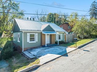 47 2nd St, Canton, NC 28716