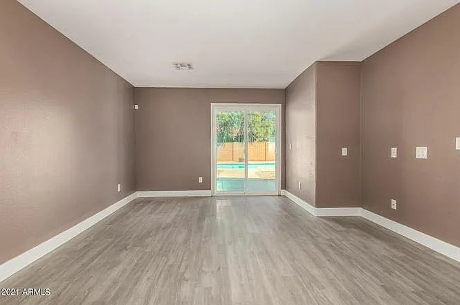 875 N Ithica Ct — Photo 19