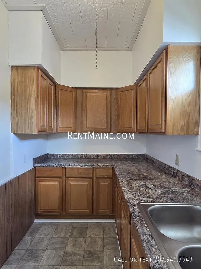 1 bed, 715 sqft, $1,225 — Photo 3