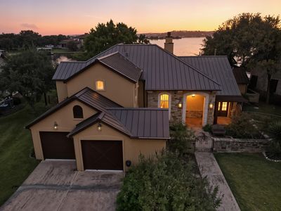 325 W Wilderness Drive, Marble Falls, TX, 78654