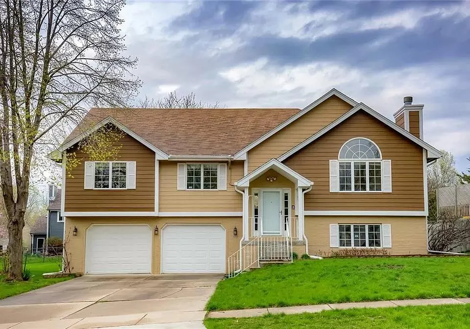 9115 Alpine Dr