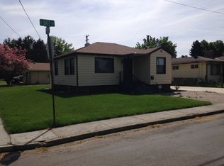 405 SE Date Ave, College Place, WA 99324