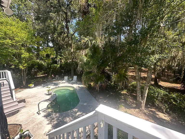 9 Royal Pointe Dr — Photo 10