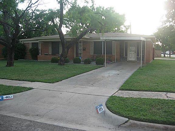 2nd image of 402 S La Salle Dr
