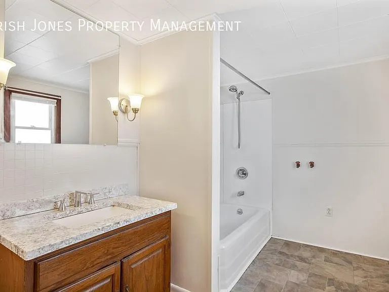 494 S Ogden St #2 — Photo 8