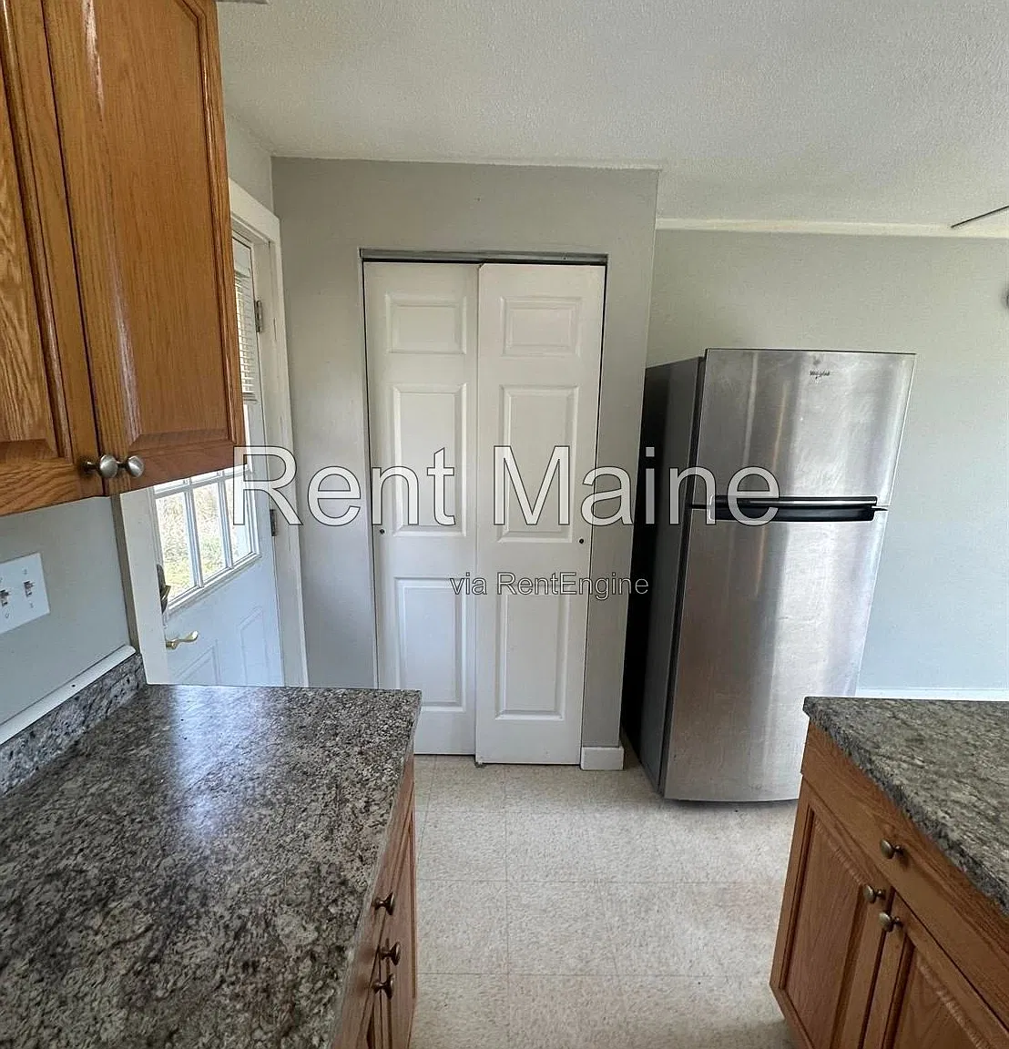 1 bed, 1.0 bath, 425 sqft, $1,000 — Photo 3
