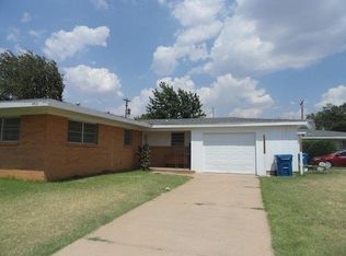 400 Cherokee Trl, Foss, OK 73647